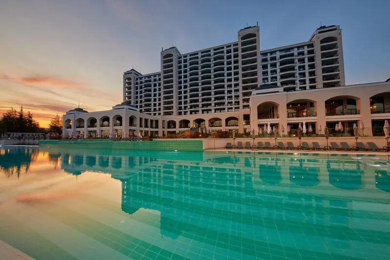 Secrets Sunny Beach Resort gallery image 8