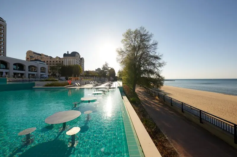 Secrets Sunny Beach Resort gallery image 14