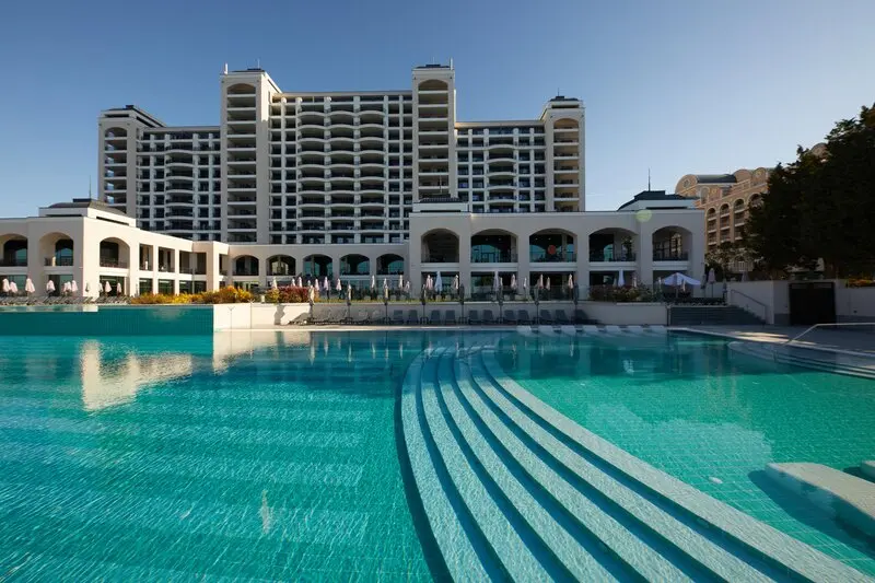 Secrets Sunny Beach Resort gallery image 4