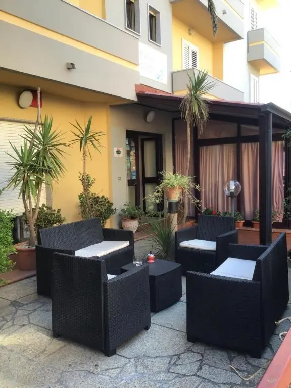 Mistral Hotel gallery image 2