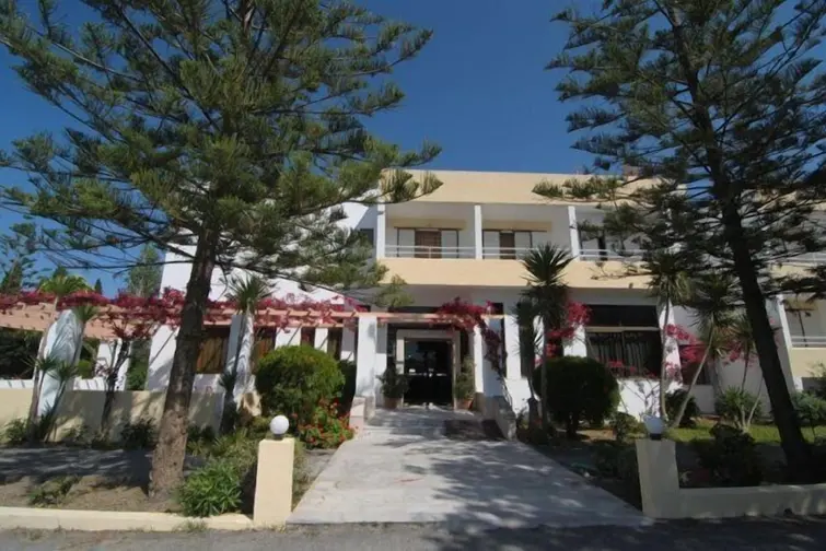 Iris Hotel gallery image 14