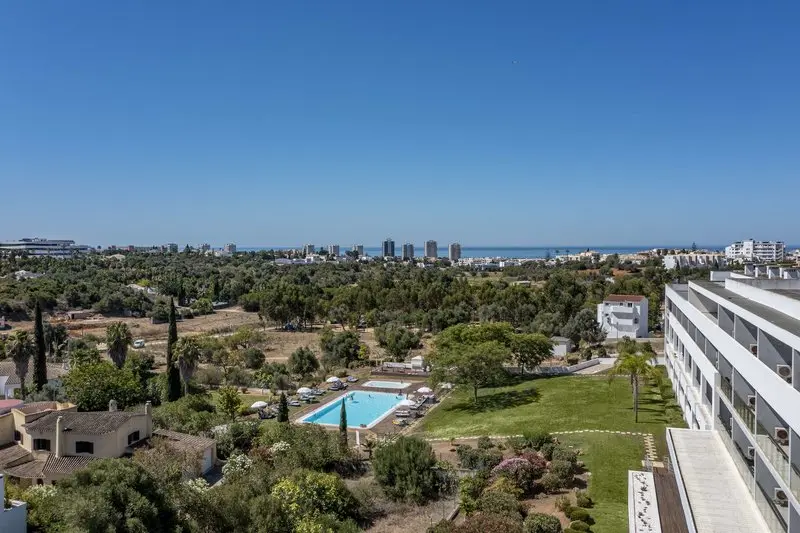 Pelican Alvor gallery image 9
