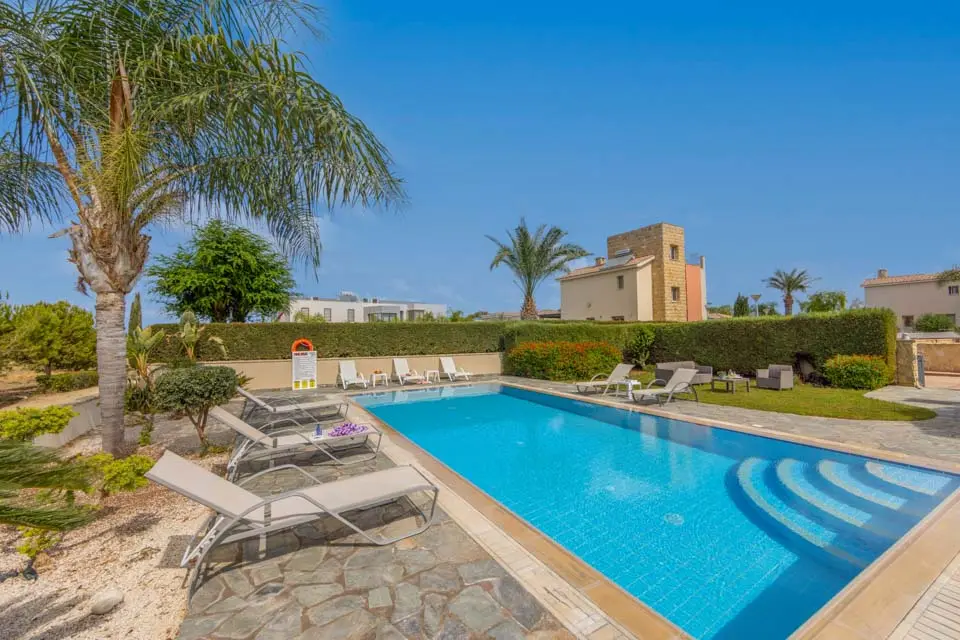 Villa Prosperity