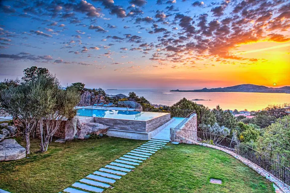 Villa Sapphire Heights