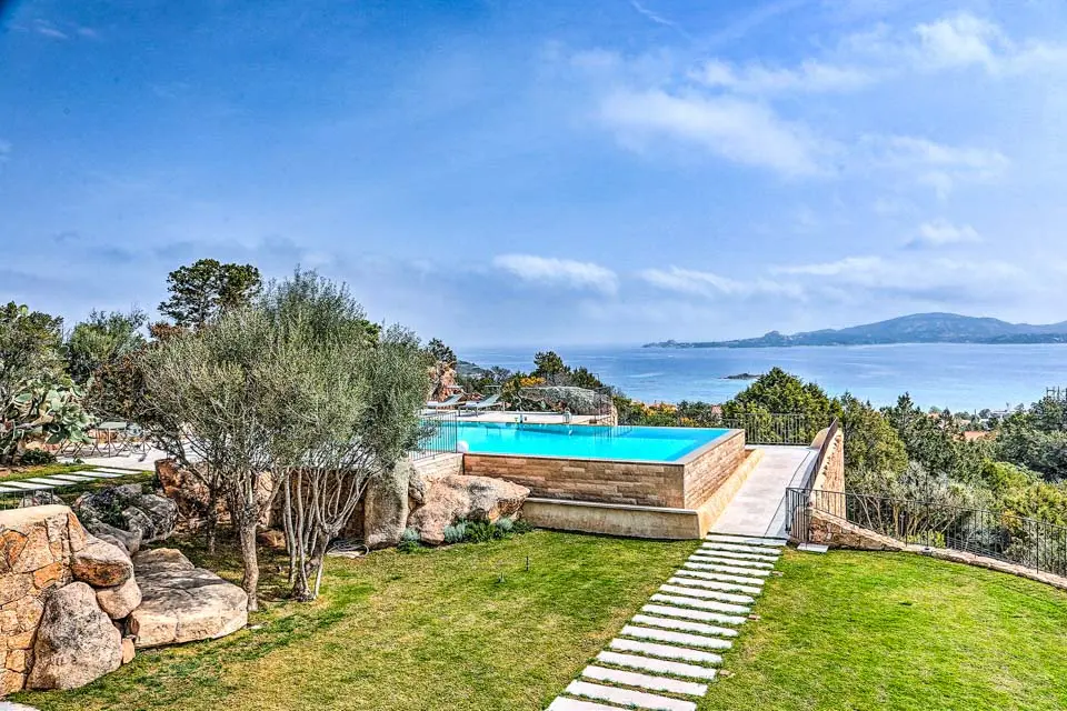 Villa Sapphire Heights