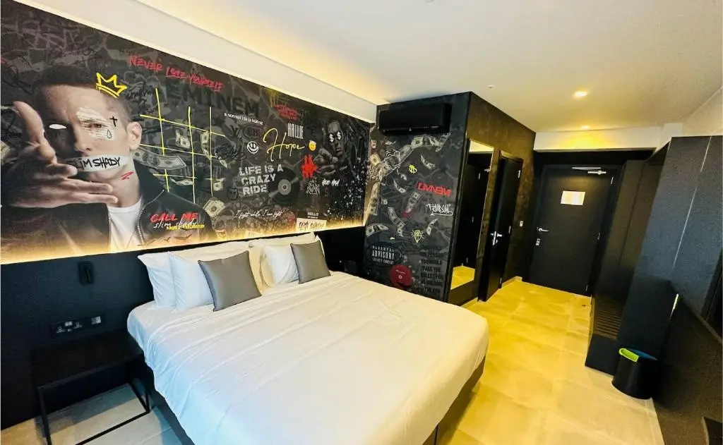 So City Hotel gallery image 10