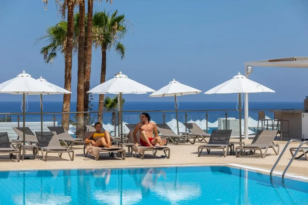 Leonardo Crystal Cove Hotel and Spa By the Beach gallery image 6