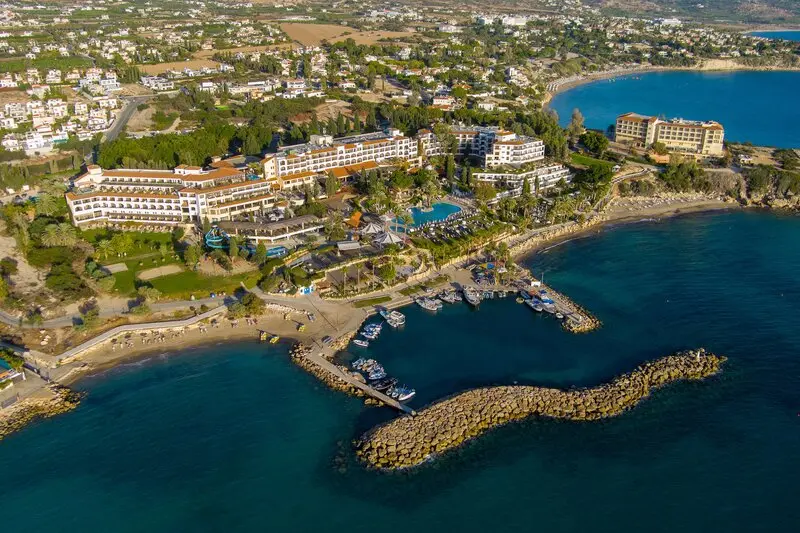 Coral Beach Hotel & Resort gallery image 28