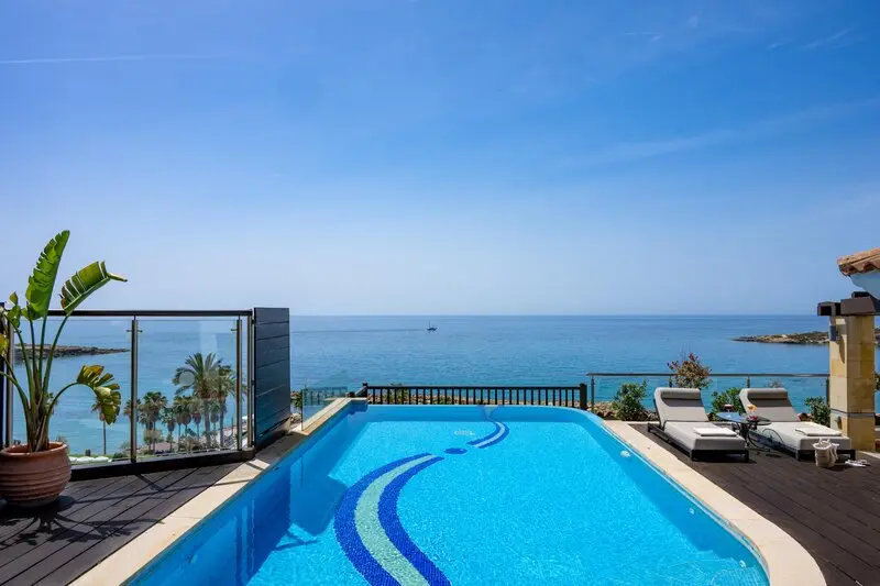 Coral Beach Hotel & Resort gallery image 19