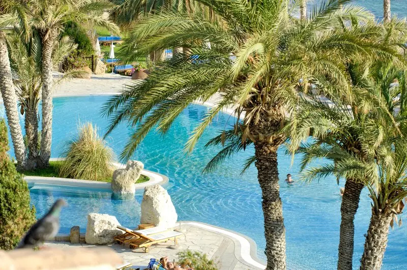 Coral Beach Hotel & Resort gallery image 2