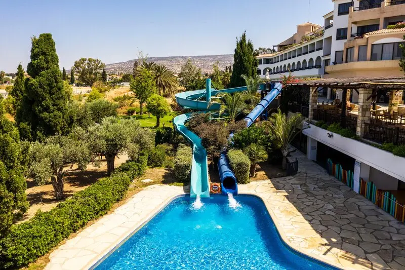 Coral Beach Hotel & Resort gallery image 7