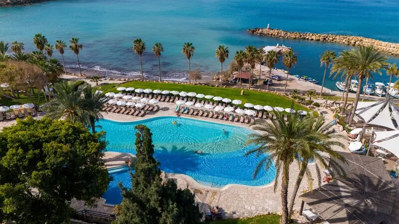 Coral Beach Hotel & Resort gallery image 10