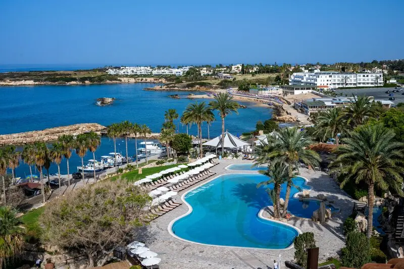 Coral Beach Hotel & Resort gallery image 11