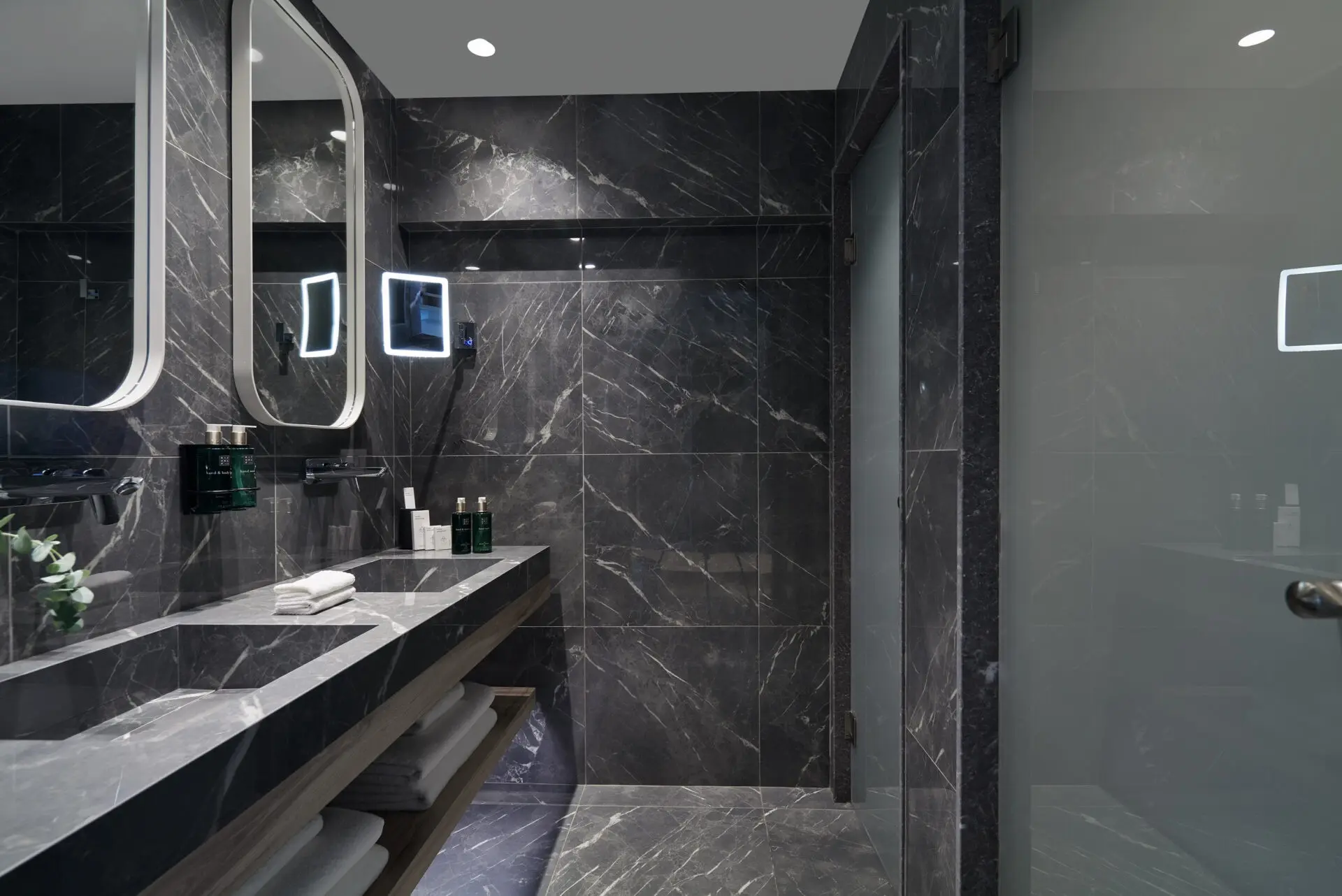 Amira Luxury Resort gallery image 7