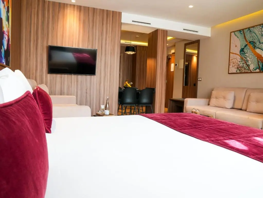 First Suites Hotel gallery image 10