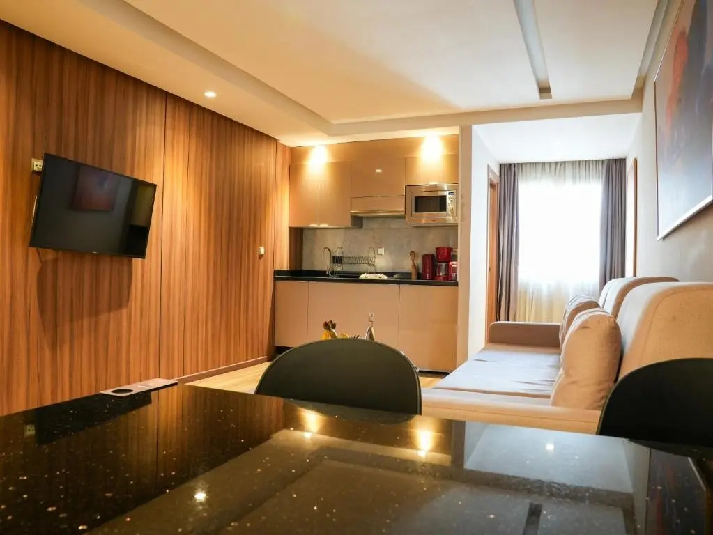 First Suites Hotel gallery image 6