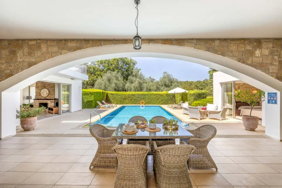 Villa Stephanos