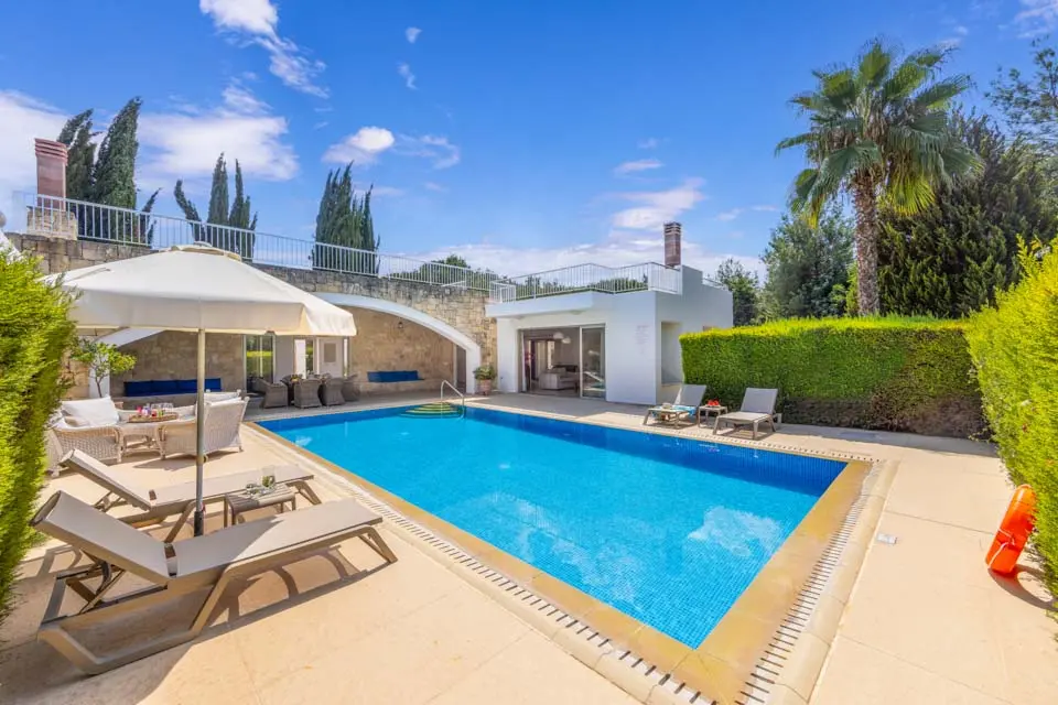 Villa Stephanos