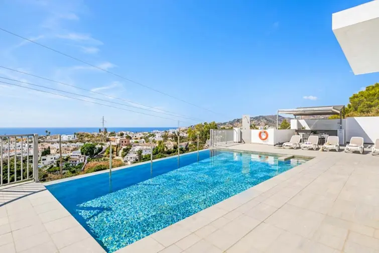 Villa Iris