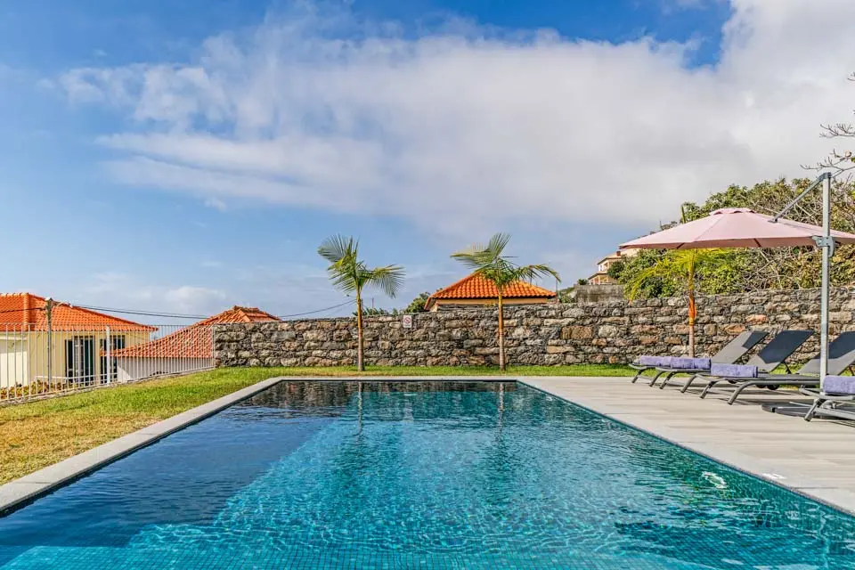 Villa Calheta Heights