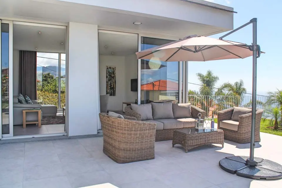 Villa Calheta Heights