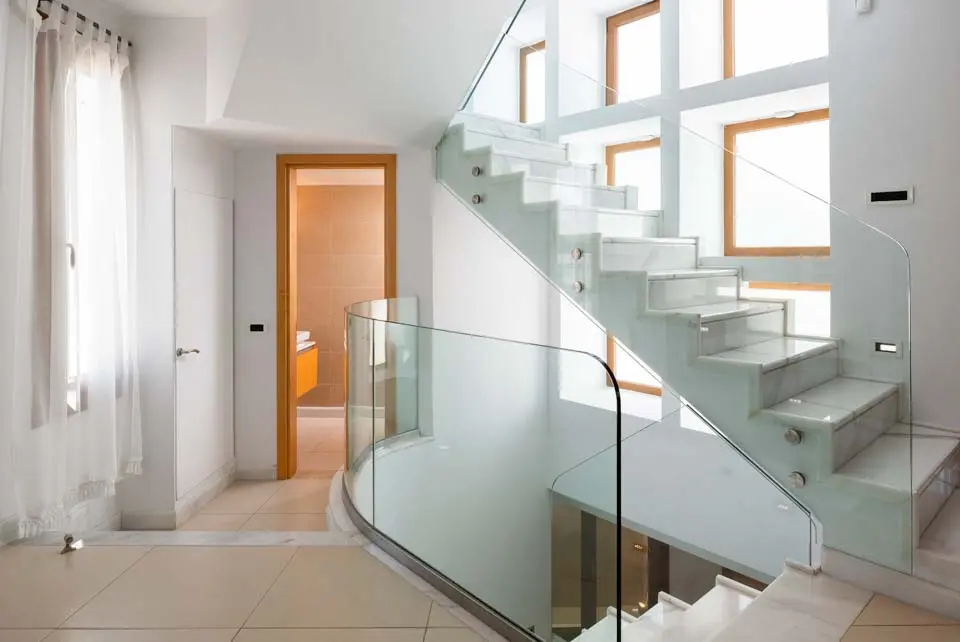 Love White Villa