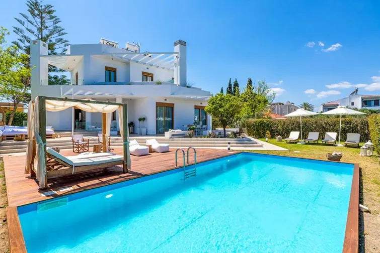 Love White Villa