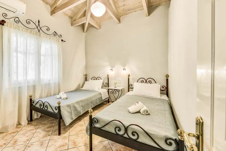 Villa Marathias