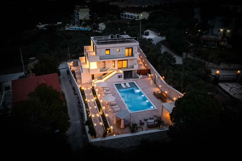 Mamfredas Luxury Residence