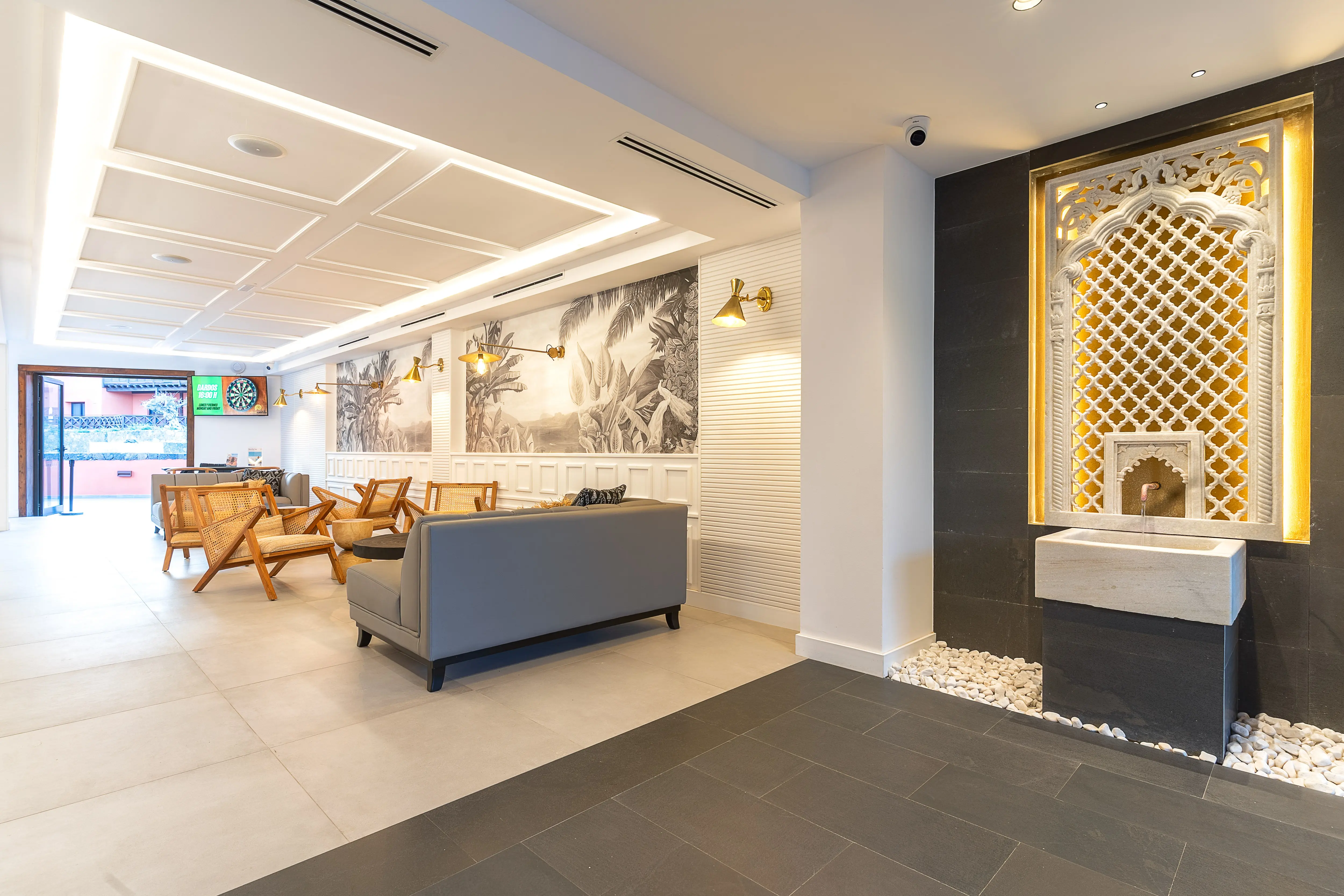 Arena Castillo Hotel gallery image 1