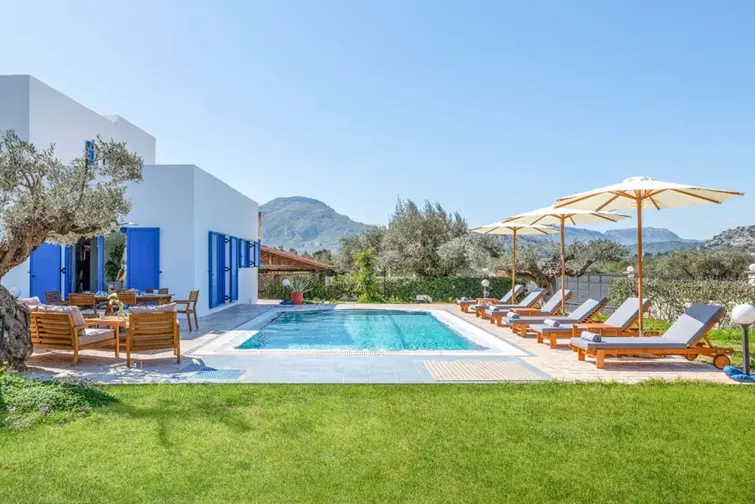 Blue Moon Villa