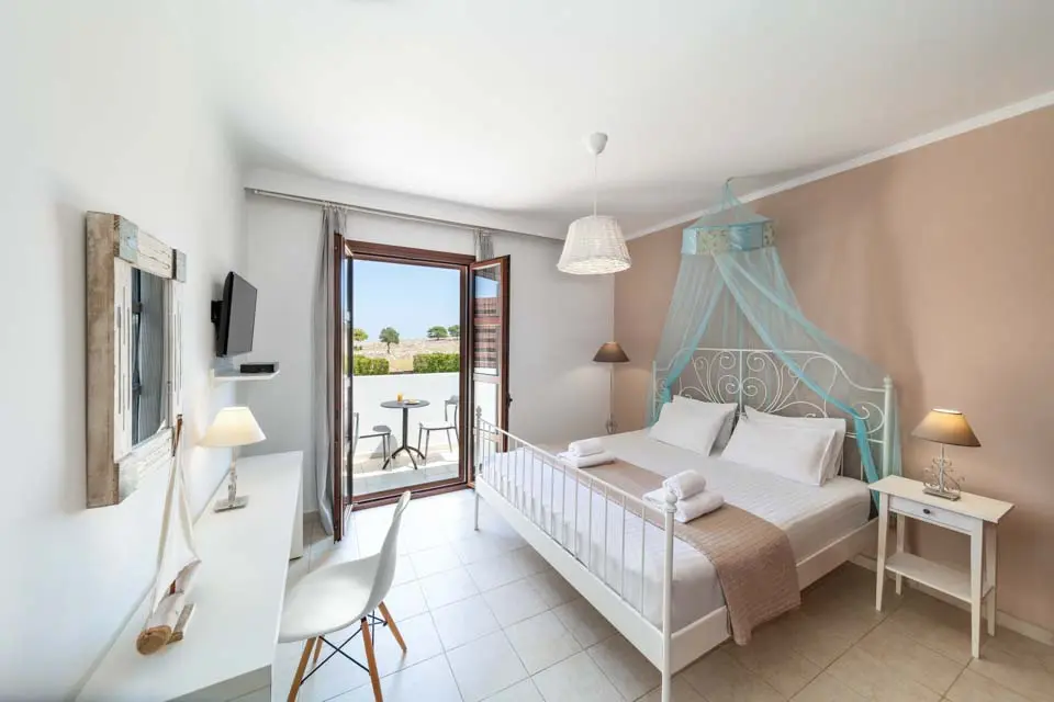 Lindos Emerald