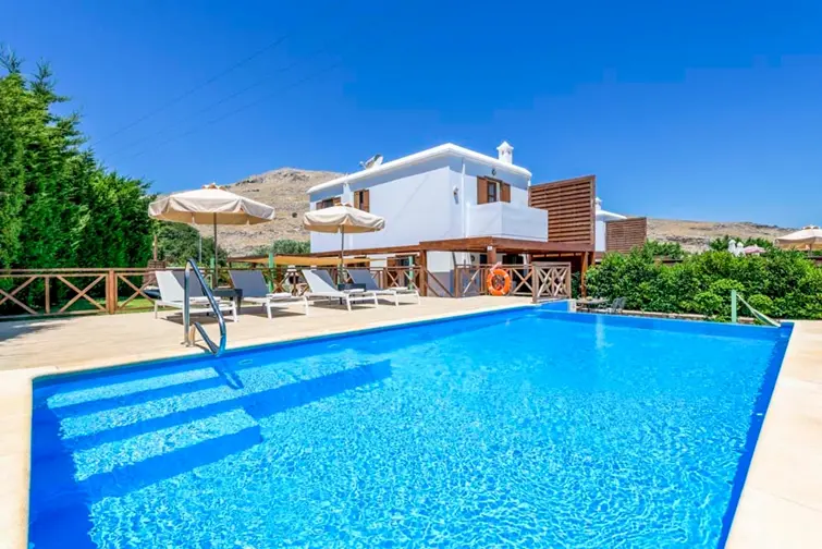 Lindos Emerald