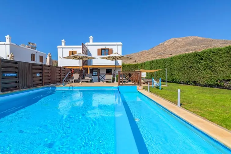 Lindos Topaz