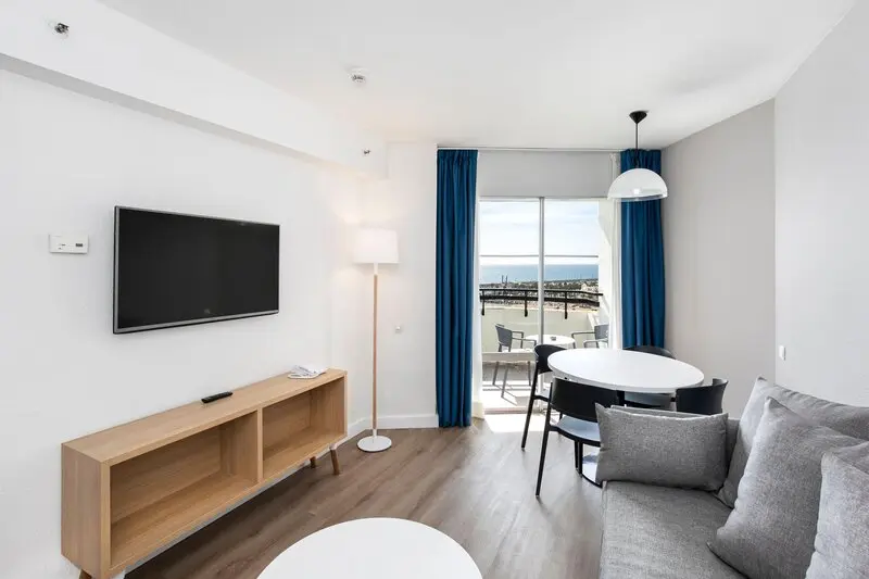 Sol Puerto Marina (AGP)(Sol Timor Apts) gallery image 10