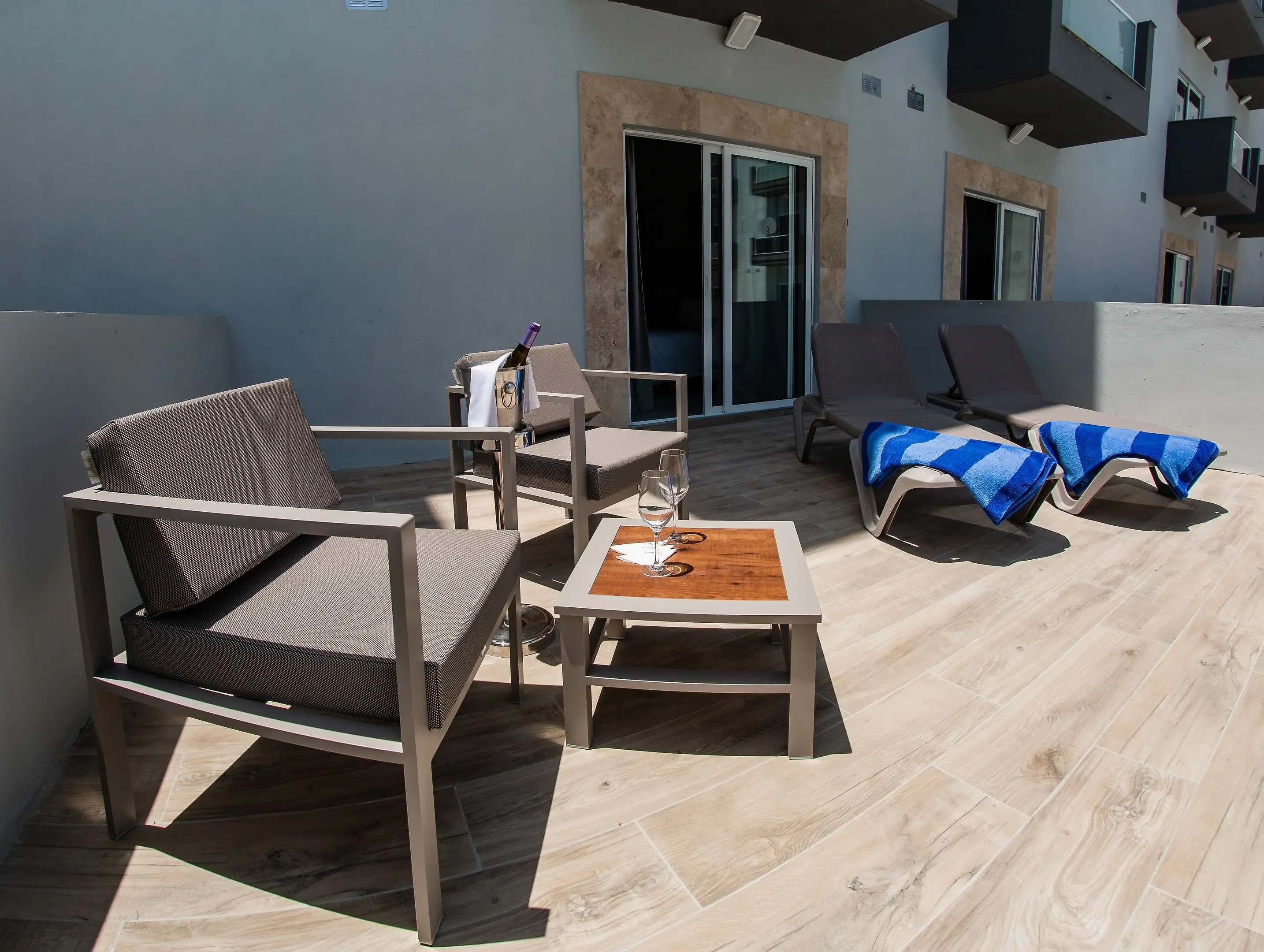 Pebbles Hotel gallery image 12