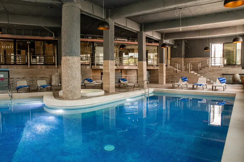 Pebbles Hotel gallery image 4