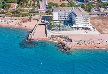 Caprici Beach Hotel And Spa