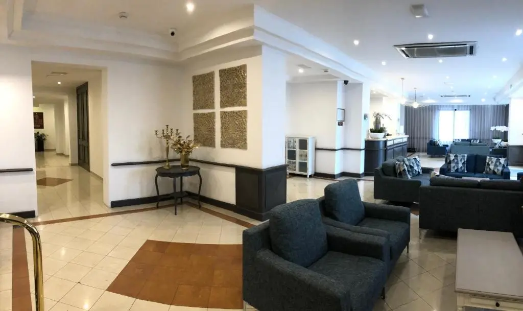 The Plaza & Plaza Regency Hotels gallery image 2