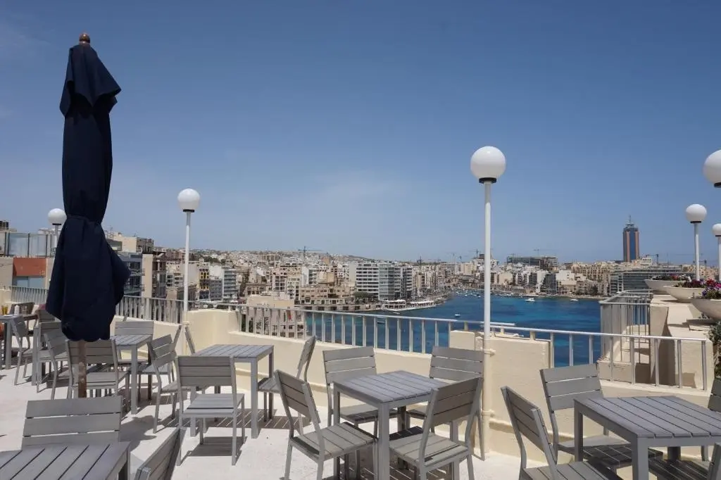 The Plaza & Plaza Regency Hotels gallery image 6