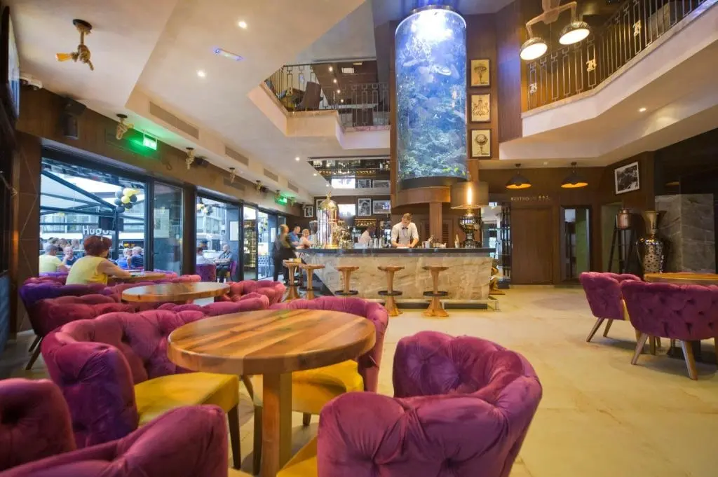 Hugos Boutique Hotel gallery image 5
