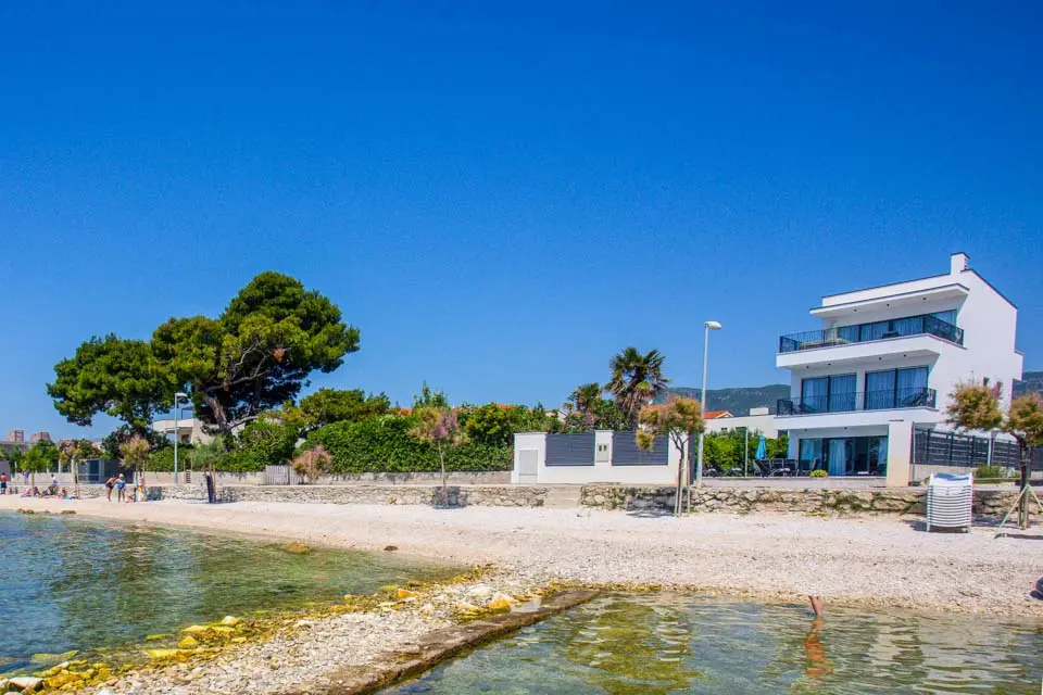 Villa Split Shoreline