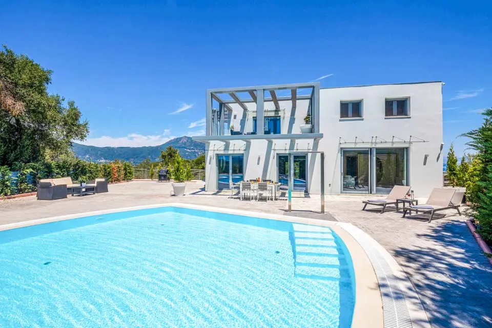 Five Stars Villa