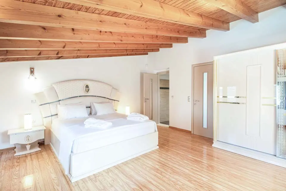 Five Stars Villa