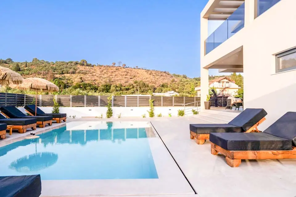 Diamond Villa
