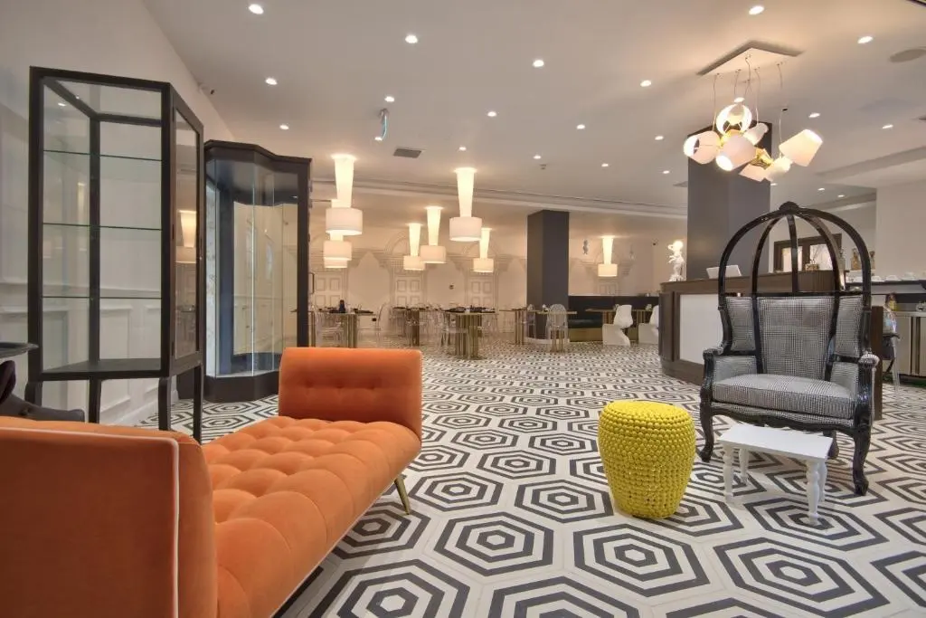 HOLM Boutique & Spa gallery image 1