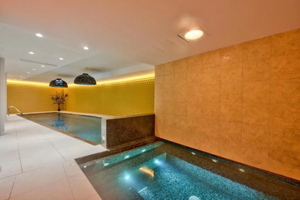 HOLM Boutique & Spa gallery image 9
