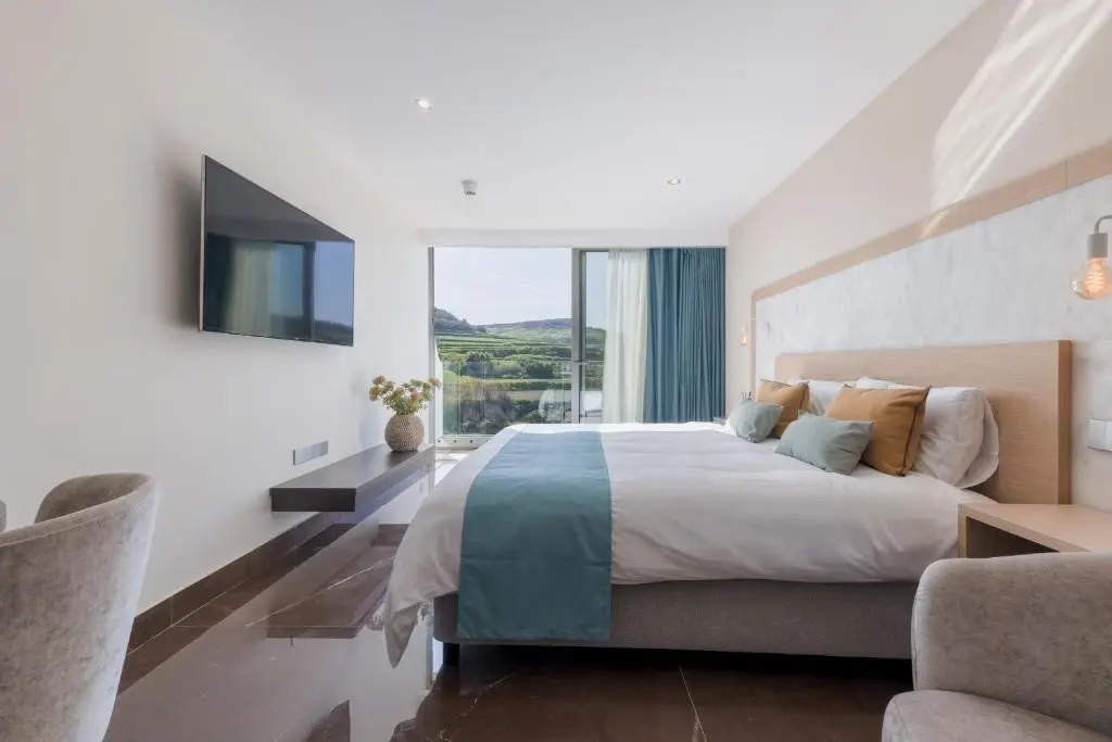 Reef Hotel & Spa gallery image 12