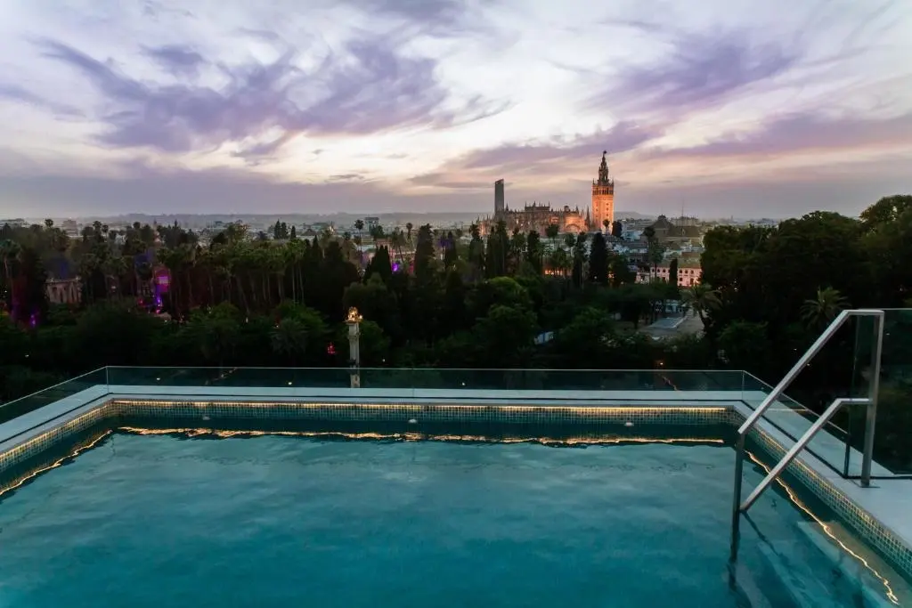 Alcazar Hotel gallery image 2