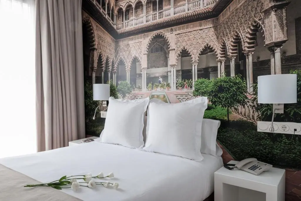 Alcazar Hotel gallery image 7